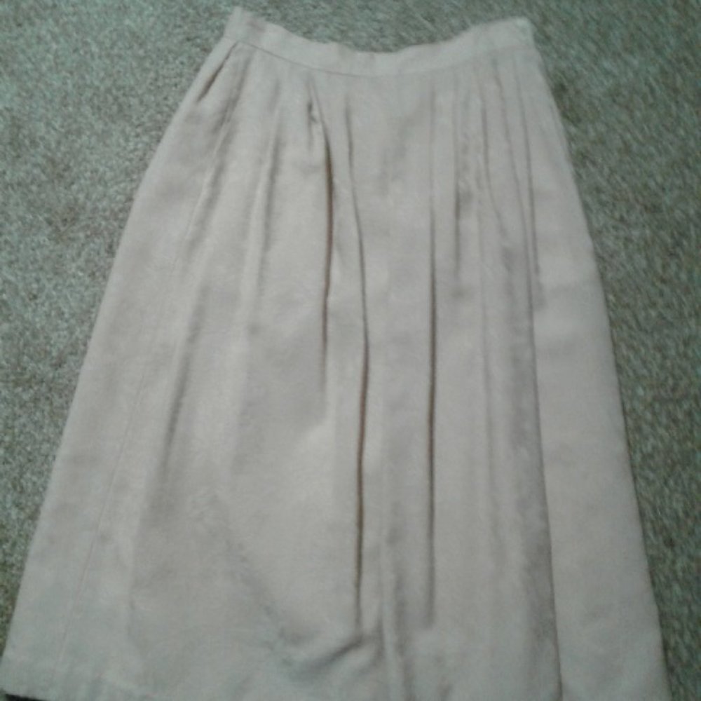 Asher Pink Silk Jacquard Print Pleated Skirt